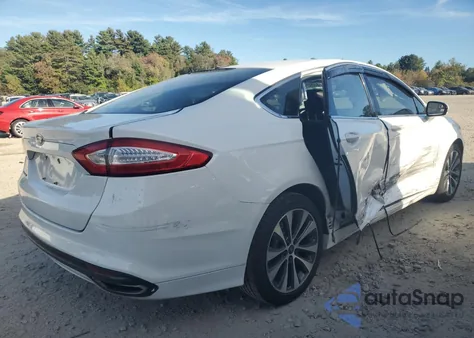 2013 Ford Fusion Se z USA, uszkodzony, nr VIN 3FA6P0H9XDR346111